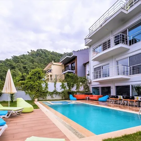 Maximus - Solo 4 Bedroom Sea View Private Fethiye