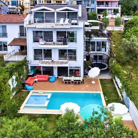 Maximus - Solo 4 Bedroom Sea View Private Holiday home Fethiye