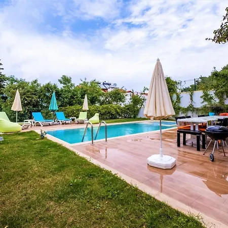 Feriehus Maximus - Solo 4 Bedroom Sea View Private *