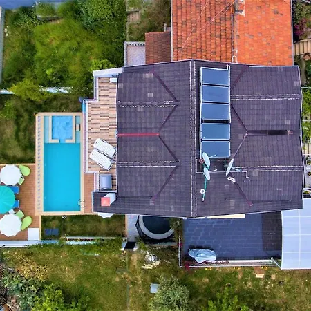 Maximus - Solo 4 Bedroom Sea View Private Feriehus *